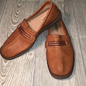 Kinsman Soft Leather Tan Slip On Loafer